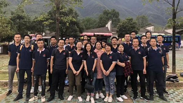 團建聚人心，心聚成團隊！